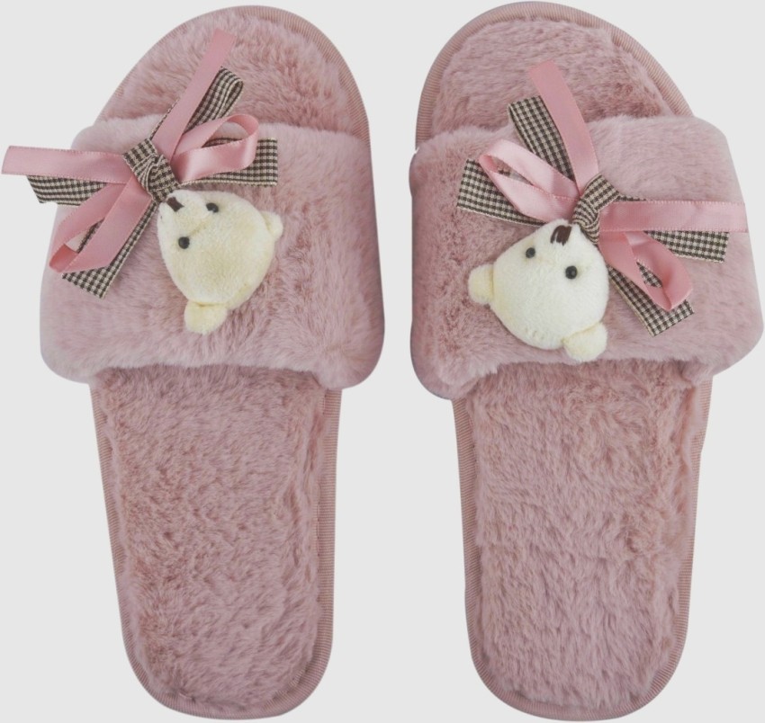 Fluffy slippers with online back