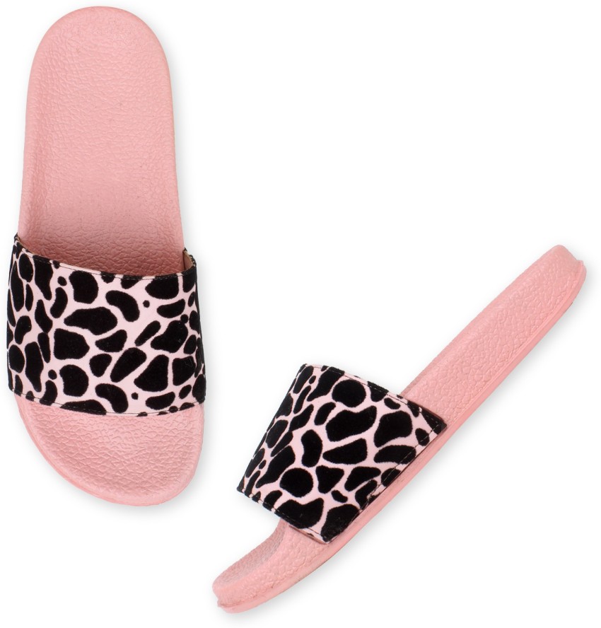 H and m outlet flip flops