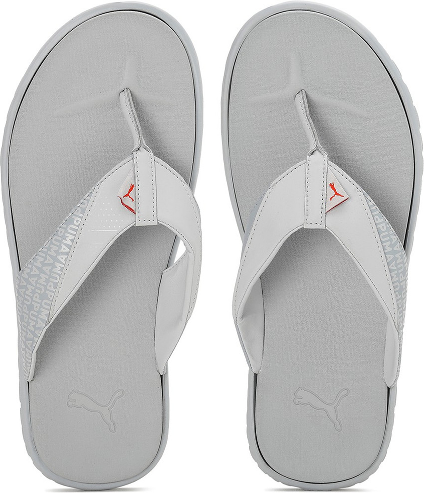 Puma hotsell chappal white