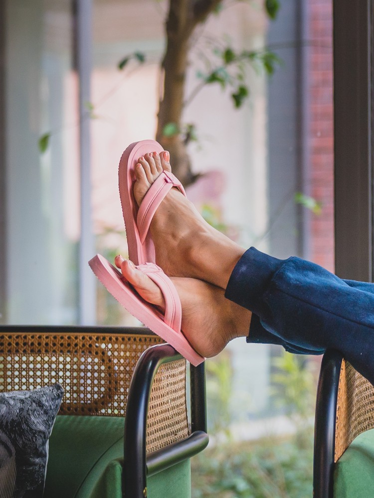 Sanuk Solid Pink Sandals Size 8 - 75% off