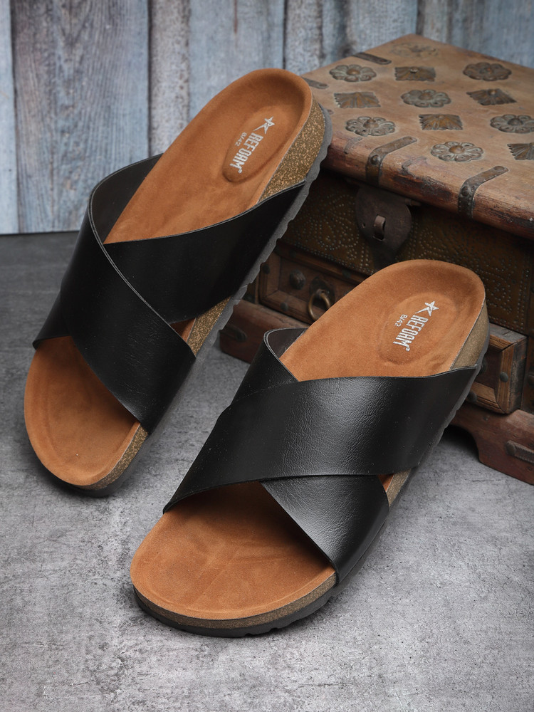 REFOAM Men ORFMO 01 SyntheticLeather Slipon Solid Casual