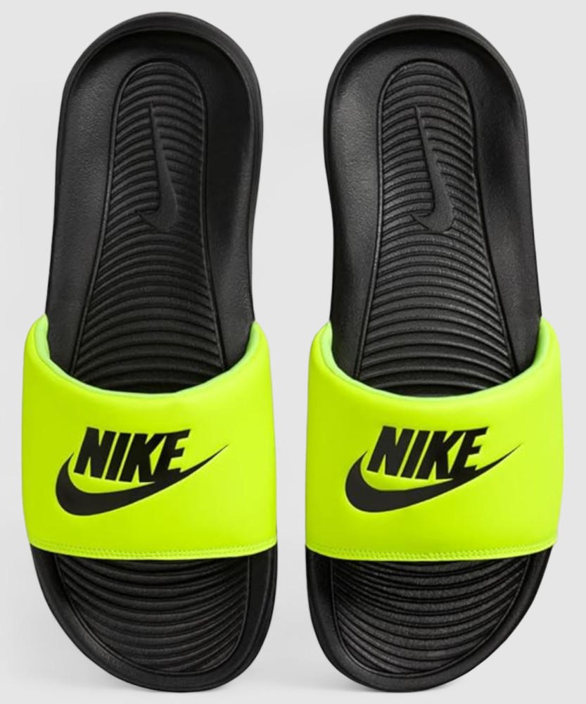 Nike slippers on flipkart best sale