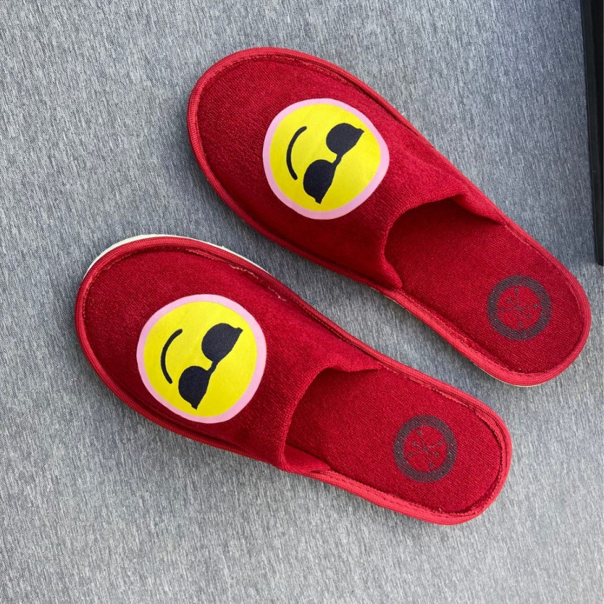 Cool best sale house slippers