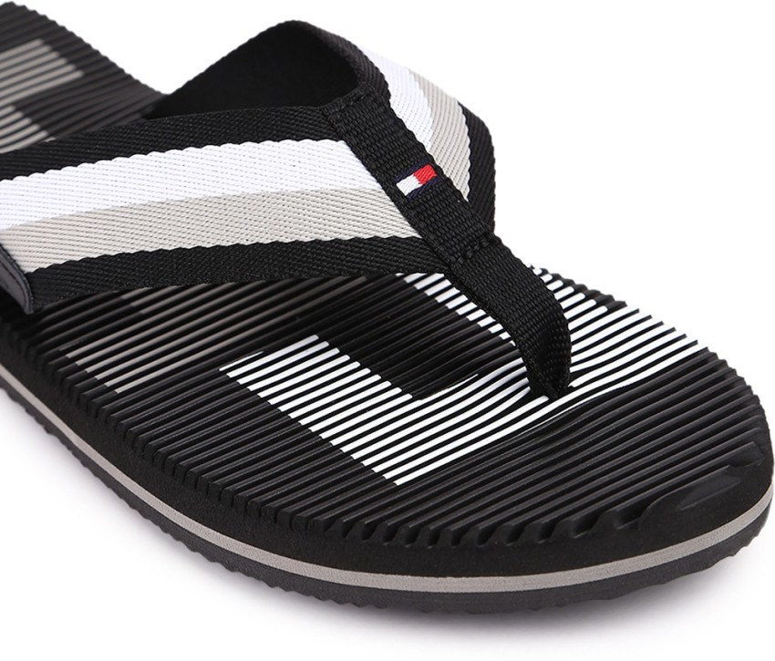 Tommy hilfiger discount black flip flops