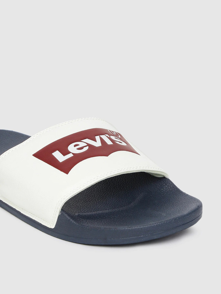 Levi's slippers hotsell dames