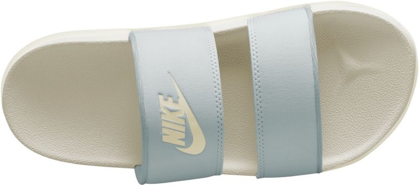 White nike best sale slides double strap