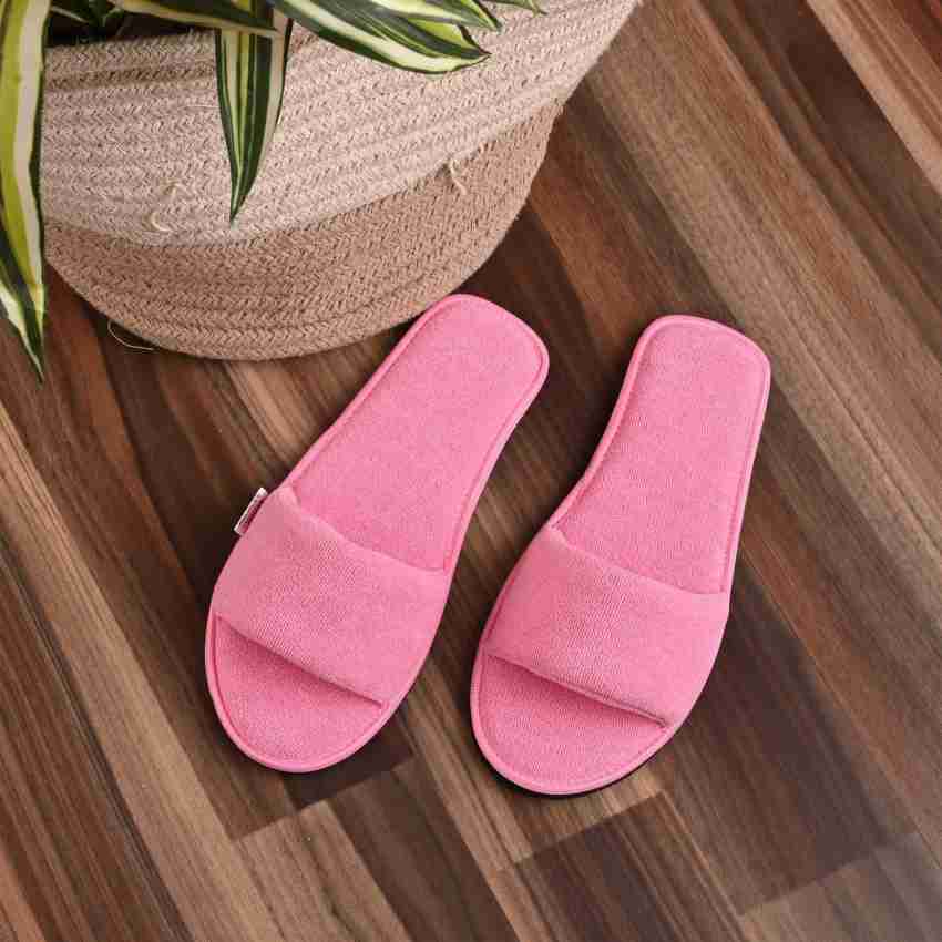 Room slippers best sale for girls