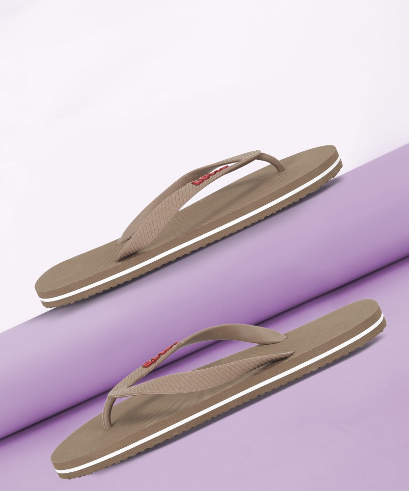 Levi's flip flops discount online