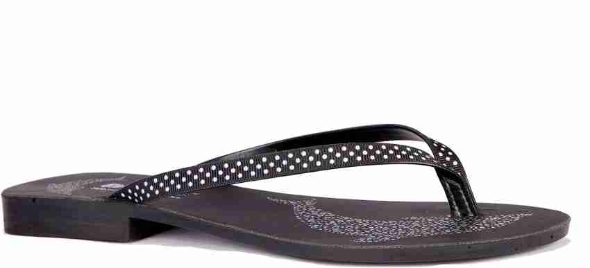 CHIPS Women Flip Flops - Buy CHIPS Women Flip Flops Online at Best Price -  Shop Online for Footwears in India