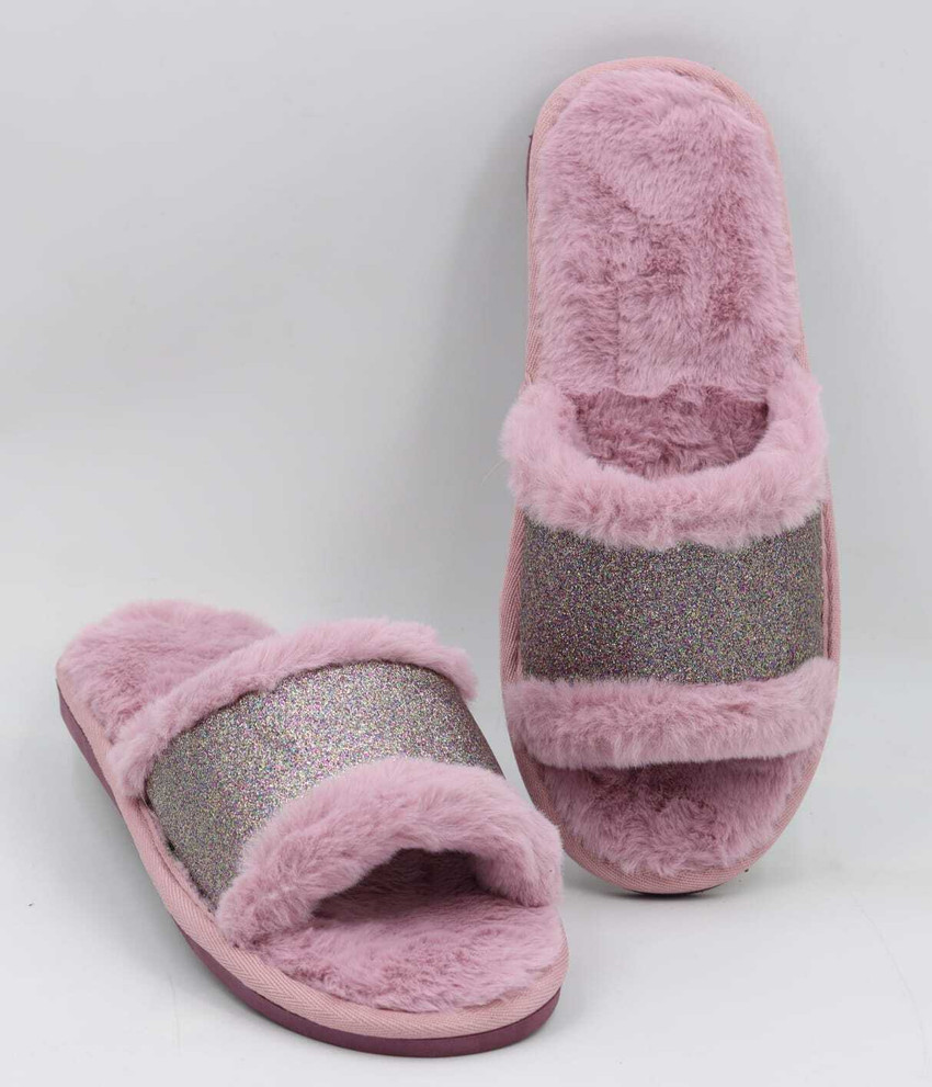 Pink sale fluffy slides