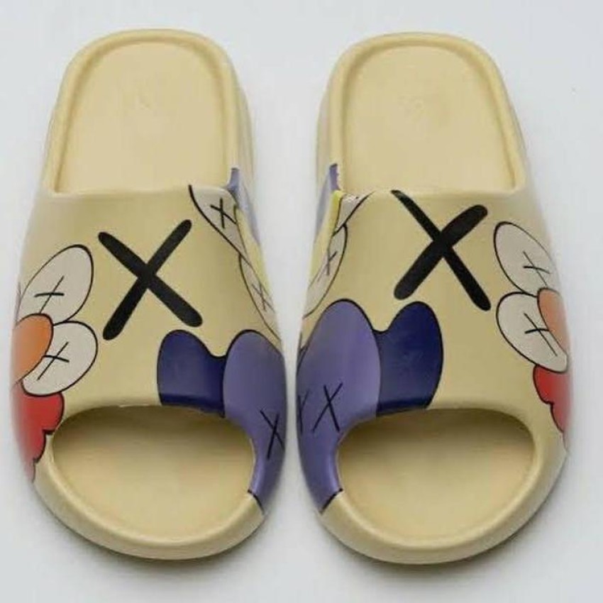 Yeezy slides original price hot sale