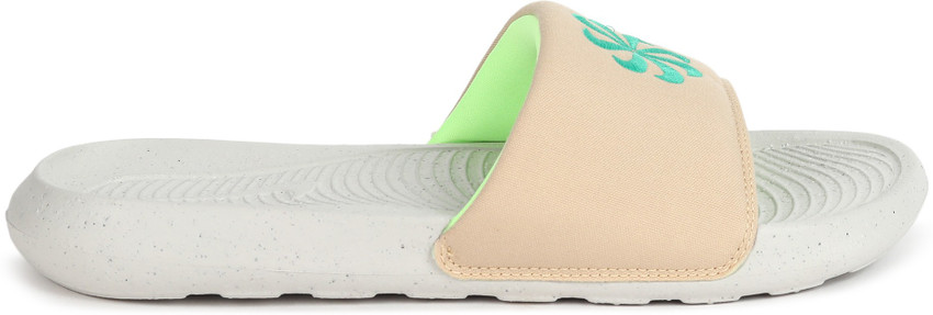 Nike flip flops discount stadium