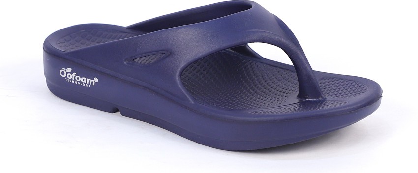 OOFOAM Men Flip Flops Buy OOFOAM Men Flip Flops Online at Best