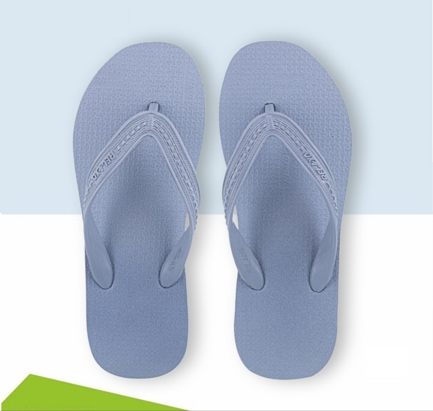 relaxo white chappal