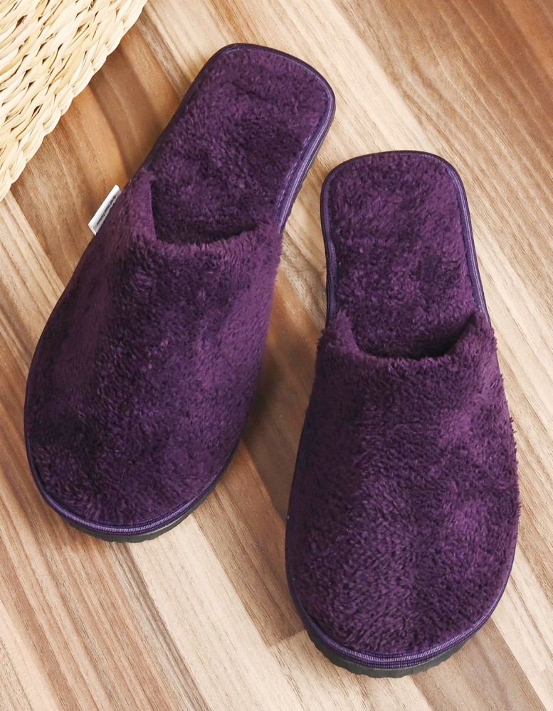 Furry slippers 2025 for women