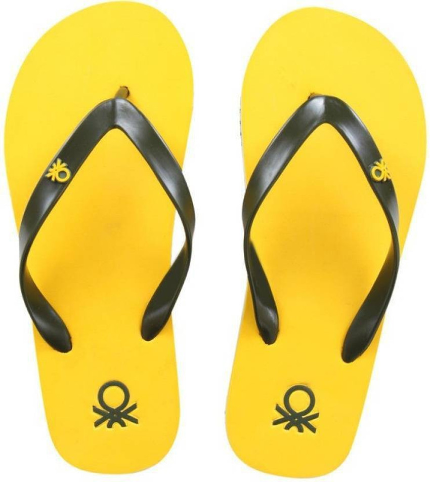 United Colors of Benetton Men Basic I Flip Flops
