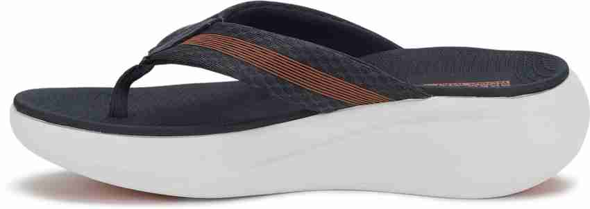Skechers platform flip flops store