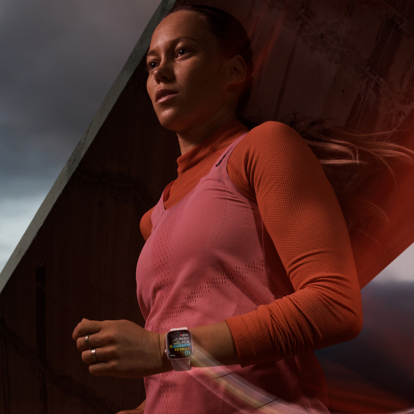 Apple Watch Series 9 GPS 45mm RED Case & RED Sport Band - S/M 