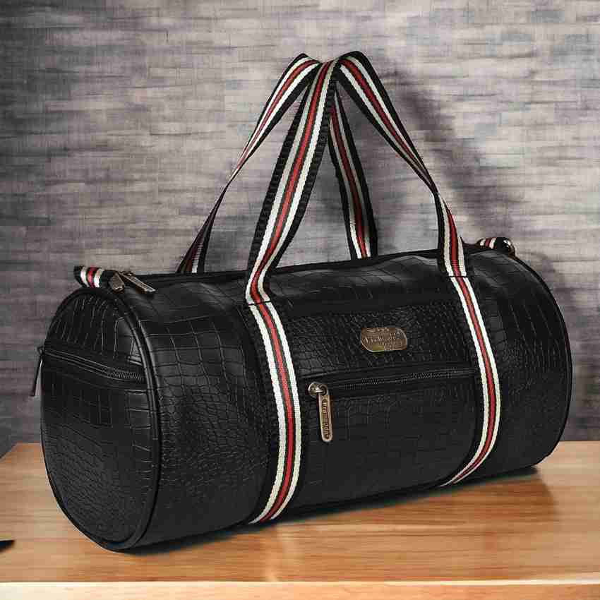 Faux leather gym bag 2025