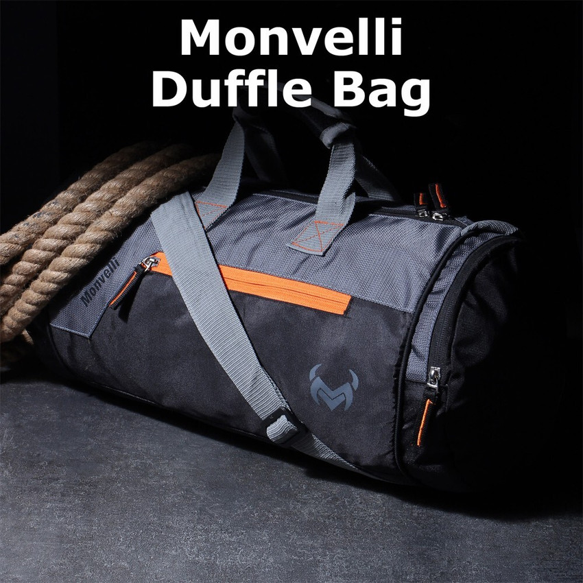 Monvelli gym bag on sale