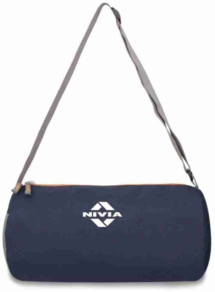 Nivia gym bag hot sale with shoe compartment
