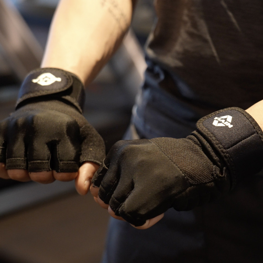 Cross training gloves deals