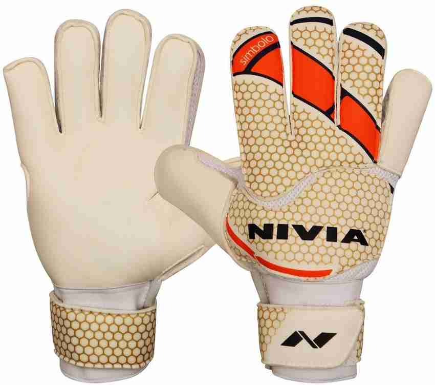 Football goalkeeper gloves nivia sales