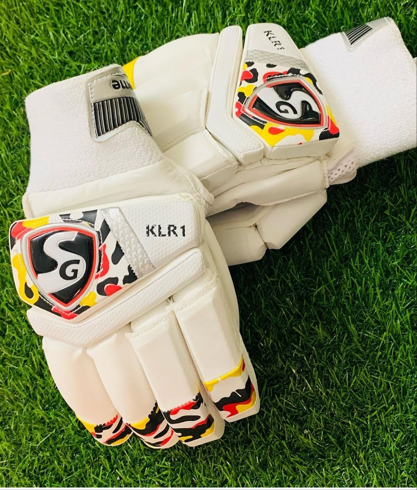 Batting gloves flipkart clearance