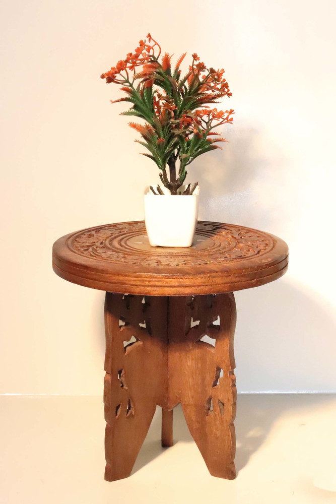 Corner hot sale stool design