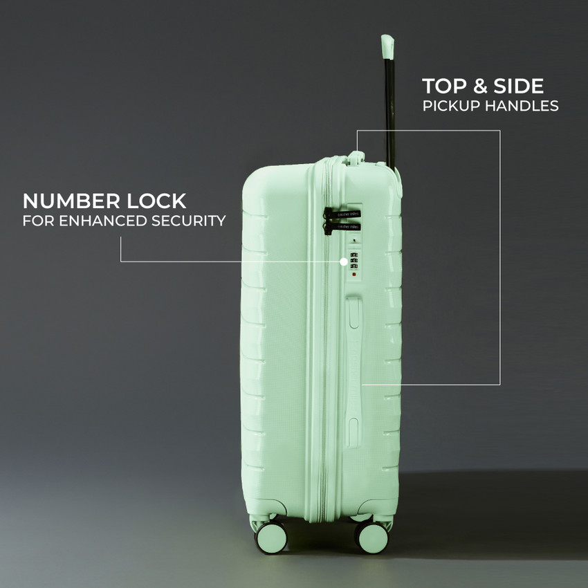 Cool cabin top bags