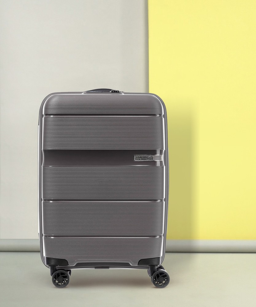 READY STOCK NEW RIMOWA Cabin Suitcase in TITANIUM Size 55cm x 40cm x 20cm  35 L volume 16,200.000; jt