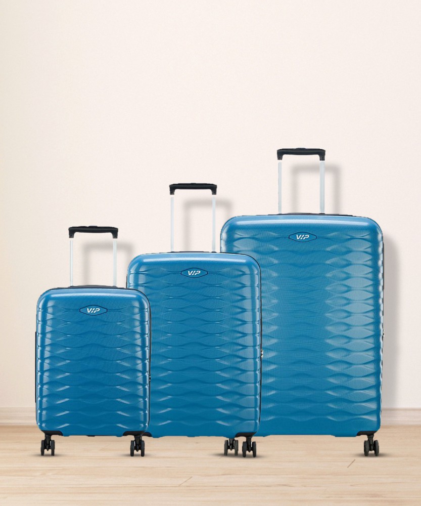 Vip trolley bags outlet flipkart