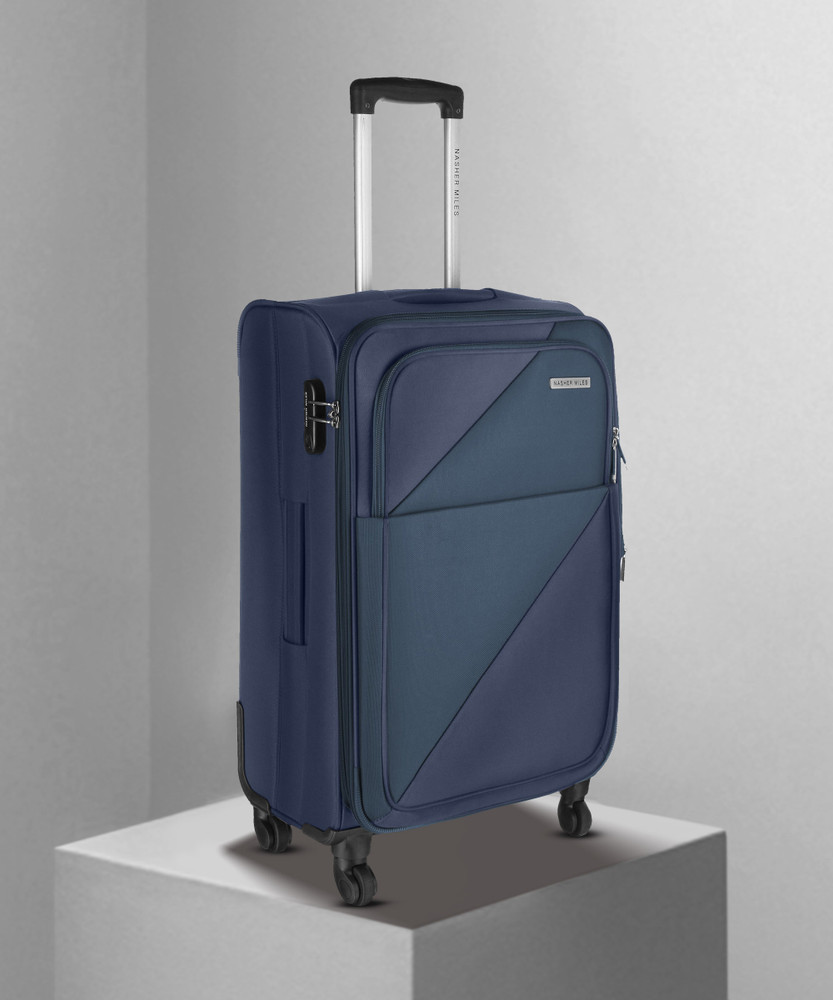 Flipkart clearance trolley suitcase