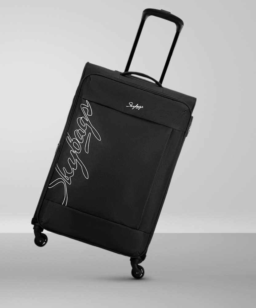 Flipkart skybags outlet trolley