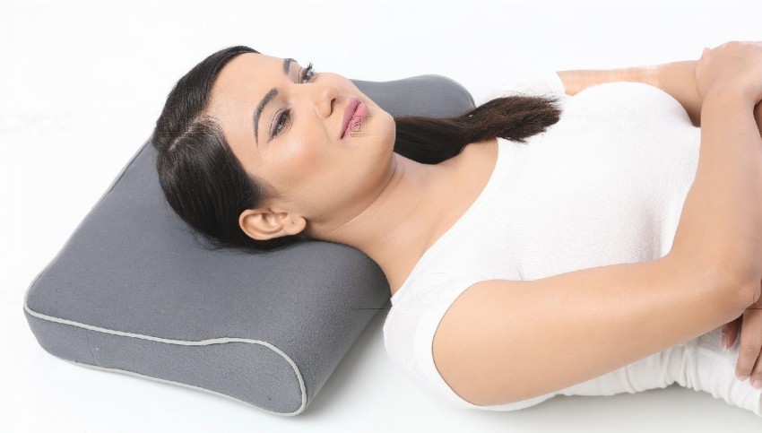 UM Cervical Pillow for Neck and Shoulder Pain, Regular 