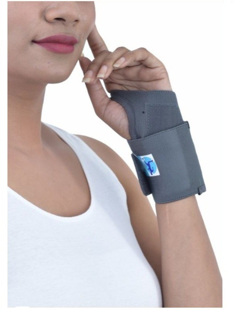 Wrist Support with Universal Cuff
