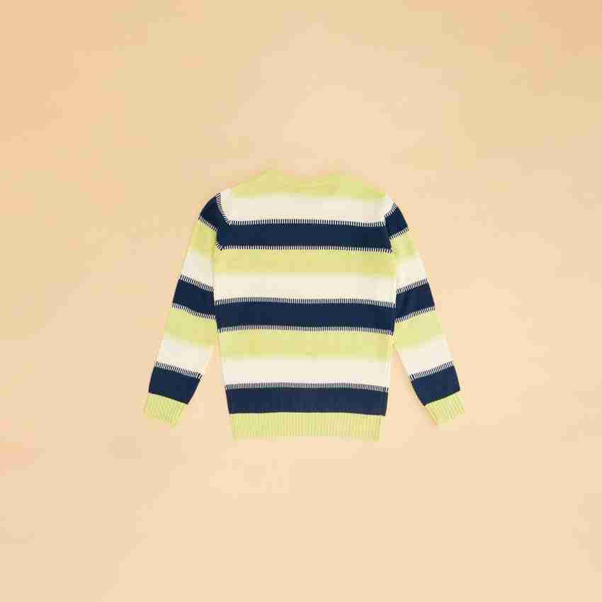Green sweater deals with yellow stripe