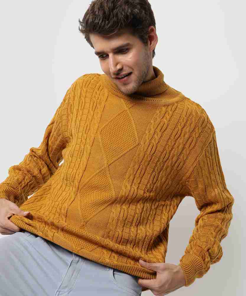 Mustard yellow cotton sweater with cable knit