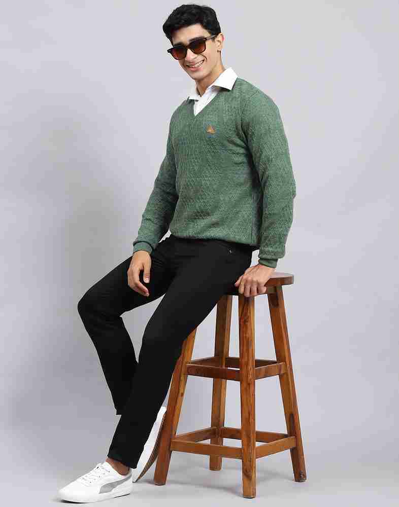 Green sweater mens outfit discount