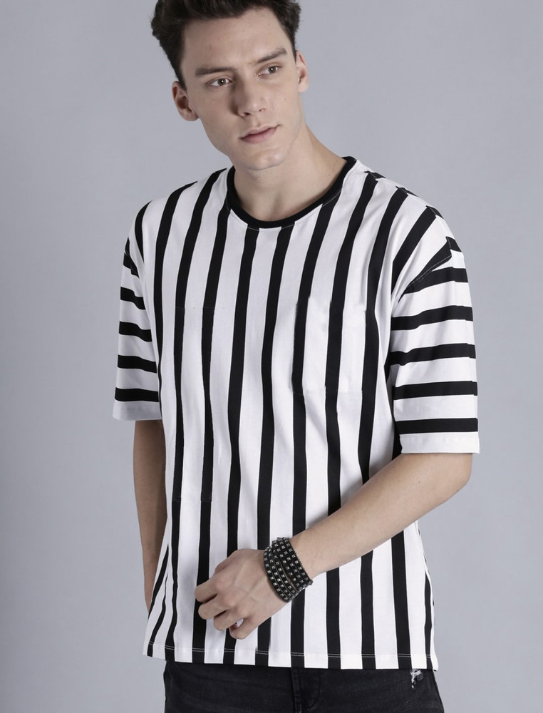 white and black t shirt for men