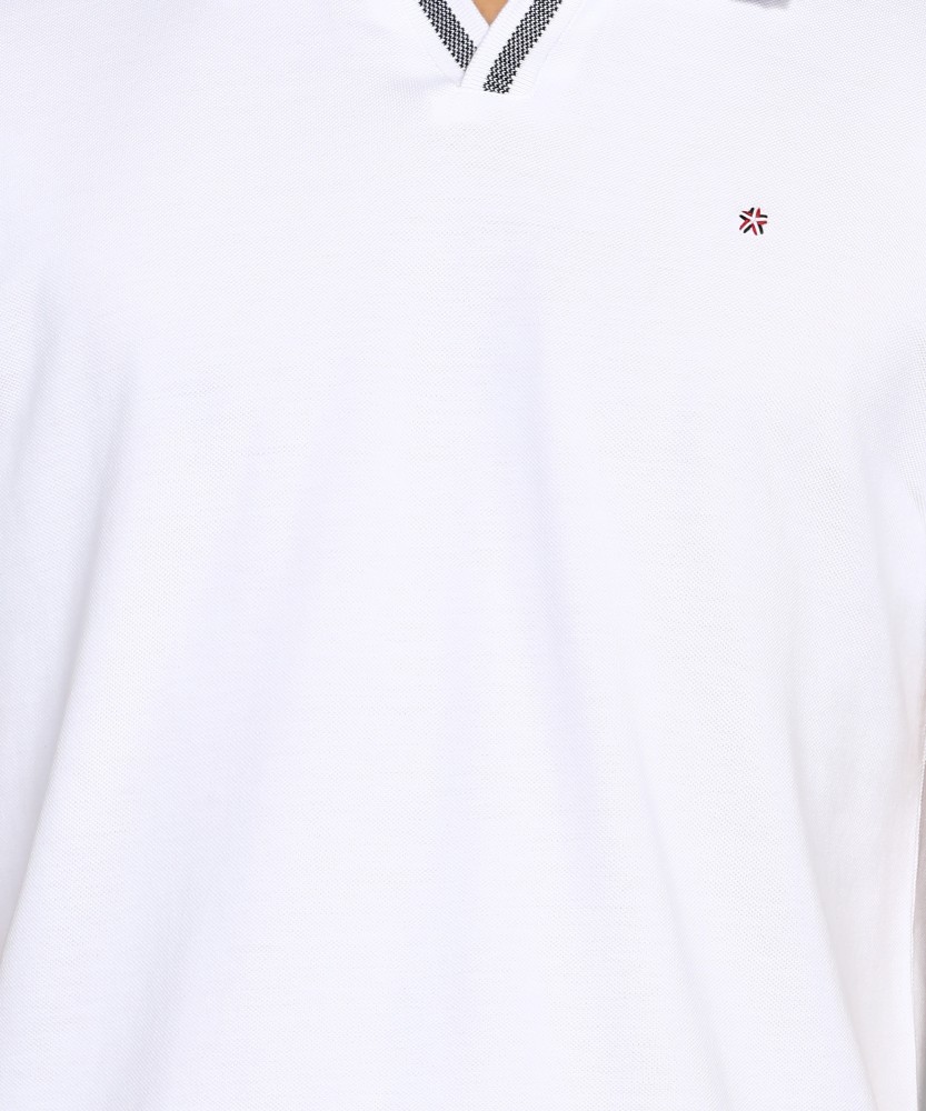 Celio Men Solid Neck White Best Solid Celio Men at T-Shirt in White Polo Online Buy Neck Prices - T-Shirt Polo India