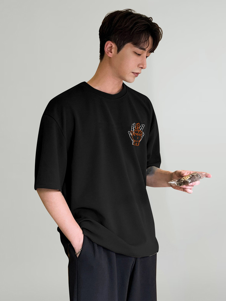 KAJARU Printed Men Round Neck Black T Shirt Buy KAJARU Printed Men Round Neck Black T Shirt Online at Best Prices in India Flipkart