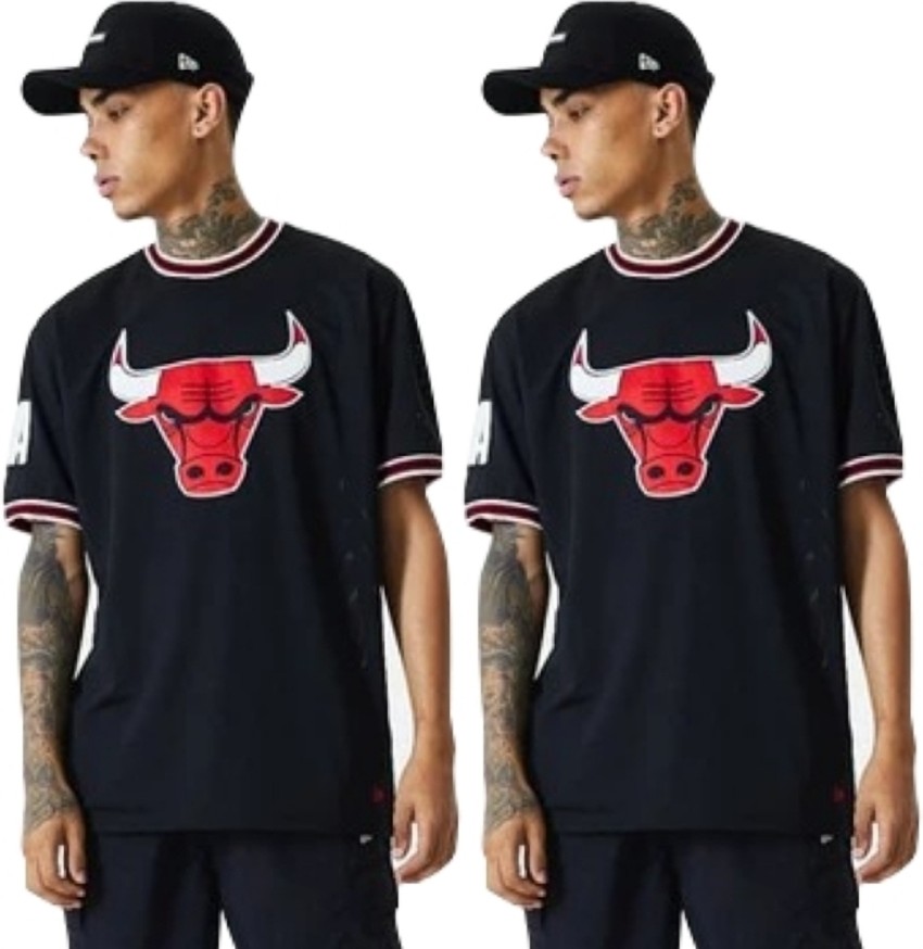 New era NBA Oversized Applique Chicago Bulls Short Sleeve T-Shirt