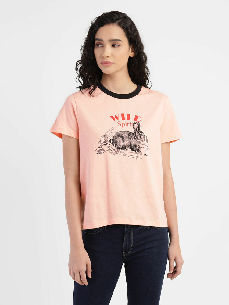 Pink top levi tshirt