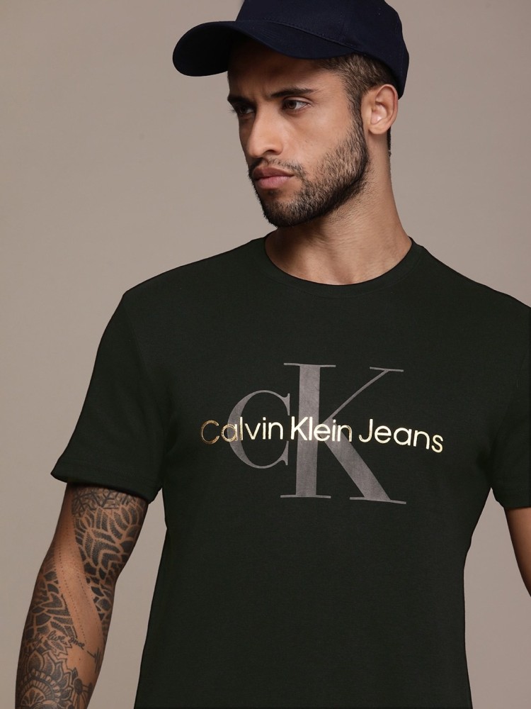 Calvin Klein Jeans Solid Men Crew Neck Black T-Shirt - Buy Calvin Klein  Jeans Solid Men Crew Neck Black T-Shirt Online at Best Prices in India