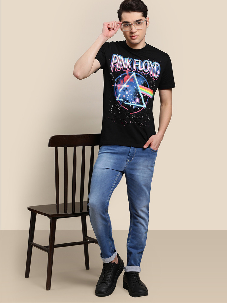 Free Authority Printed Typography Men Round Neck Black T Shirt
