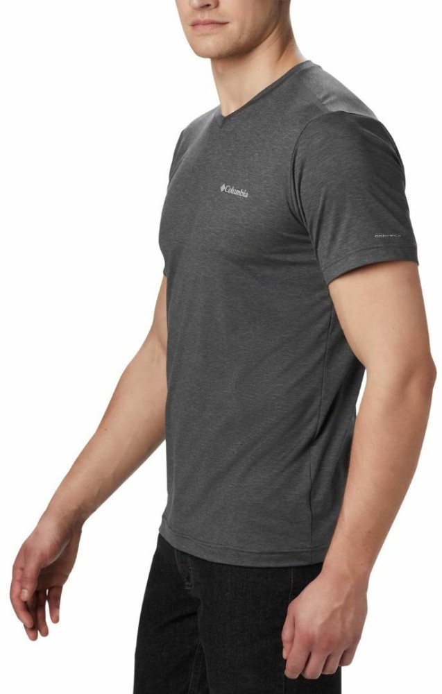 Columbia Sportswear Solid Men Round Neck Black T-Shirt - Buy Columbia  Sportswear Solid Men Round Neck Black T-Shirt Online at Best Prices in India