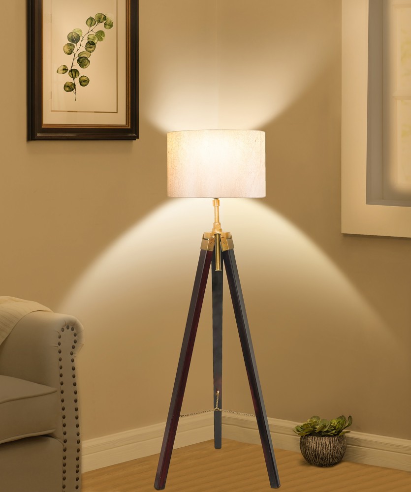 3 legged table store lamp