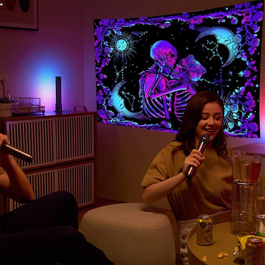 Skulls kissing tapestry 2025
