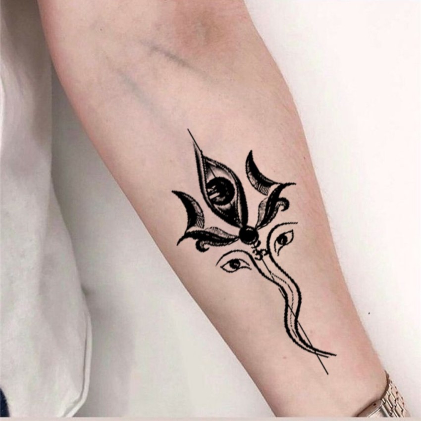 VOORKOMS Dambru with Trishul tattoo Temporary Waterproof Tattoo For Men and  Women : Amazon.in: Beauty